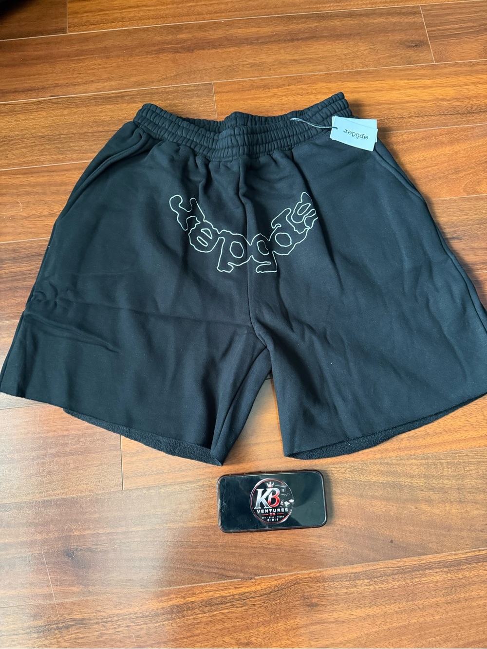 Black Sp5der shorts 
Size large